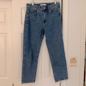 Garage Mom Jeans with Frayed Hem